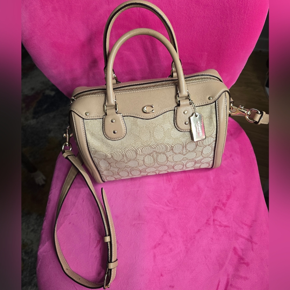 Coach Ivie Bennett Satchel In Signature Jacquard
